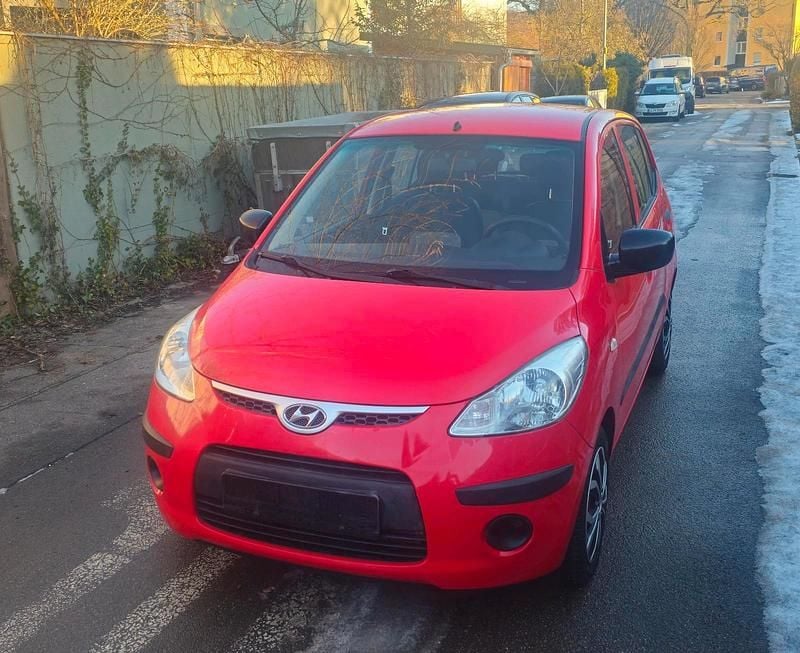 Rot Gebraucht 2010 Hyundai i10 Kleinwagen | 2.499 € (Guter Preis) - Bild 1/4