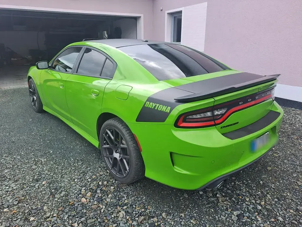 Gebraucht Dodge Charger 373 PS (274 kW) 2017 Grün Limousine