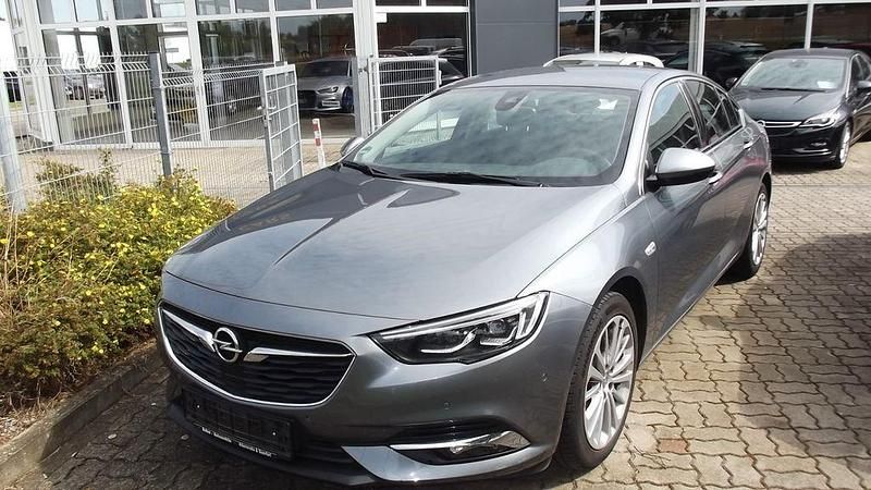 Grau Gebraucht 2017 Opel Insignia Innovation Limousine | 16.950 € (Etwas zu teuer) - Bild 1/4