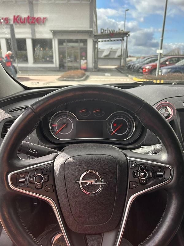 Gebraucht Opel Insignia 170 PS (125 kW) 2015 Schwarz Kombi