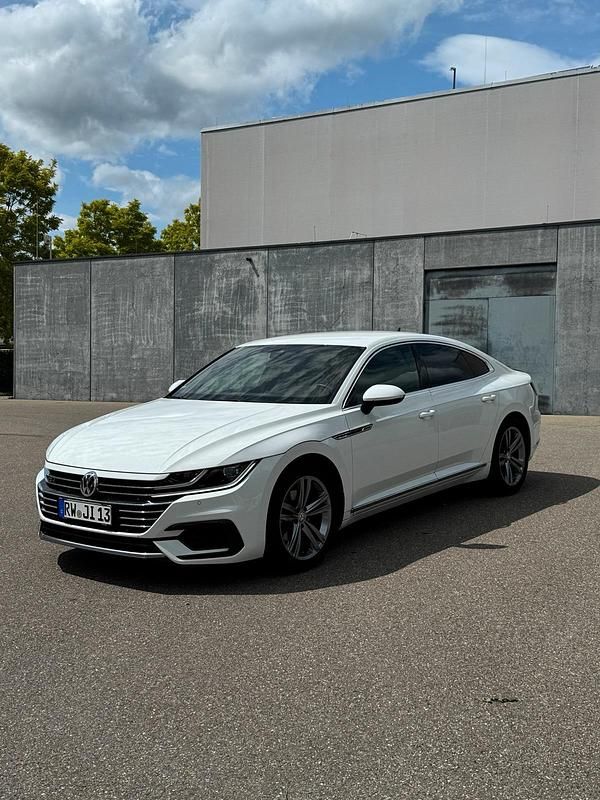 Weiß Gebraucht 2019 VW Arteon R-line Limousine | 22.999 € (Guter Preis) - Bild 1/4