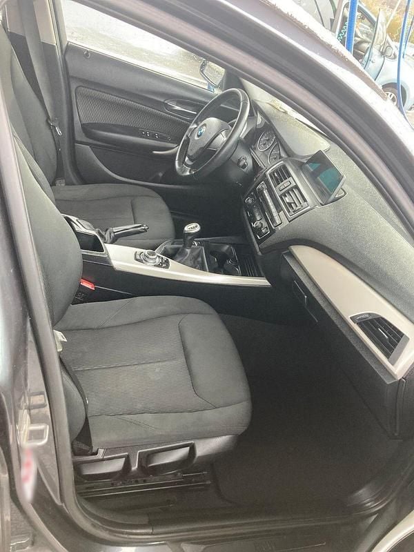 Gebraucht BMW 116 116 PS (85 kW) 2016 Grau Kleinwagen