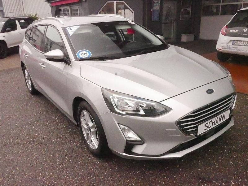 Gebraucht Ford Focus Cool & Connect 101 PS (74 kW) 2021 Silber Limousine