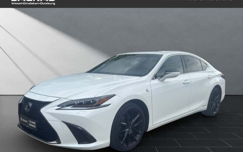 Weiss Gebraucht 2019 Lexus ES300H Sport Line Limousine | 33.900 € - Bild 1/4