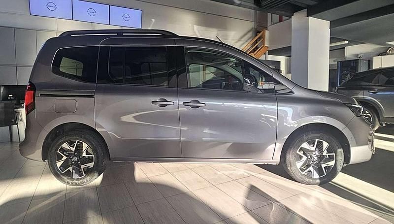 Neu Nissan Townstar Tekna 131 PS (96 kW) 2026 Grau Kombi