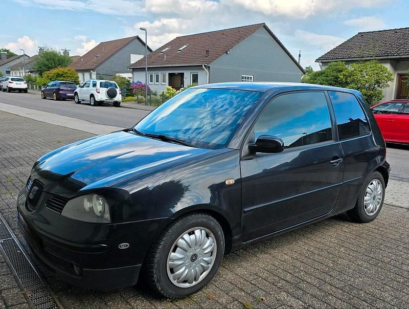 Schwarz Gebraucht 2002 Seat Arosa Kleinwagen | 910 € (Guter Preis) - Bild 1/4