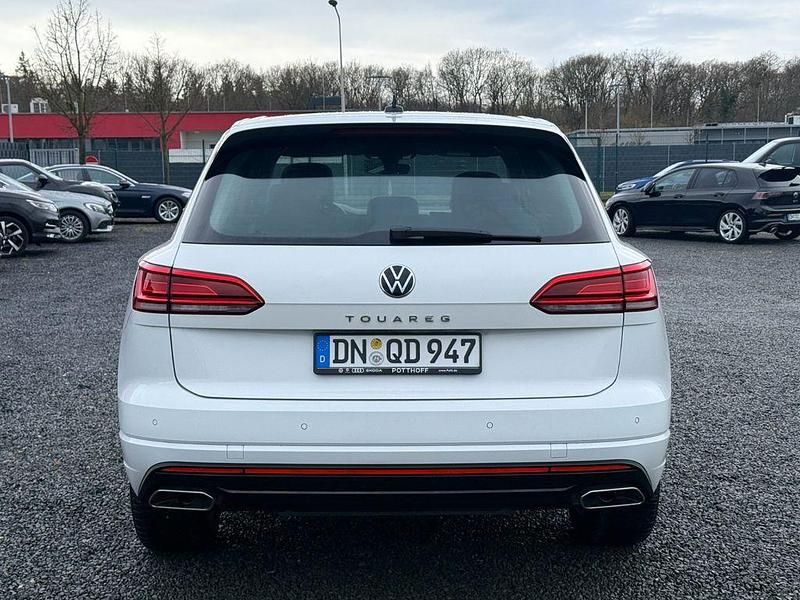 Gebraucht VW Touareg R-line 231 PS (169 kW) 2022 Weiß SUV