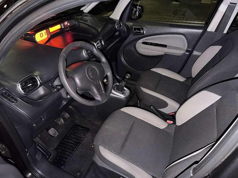 Gebraucht Citroën C3 Tendance 120 PS (88 kW) 2010 Farbe schwarz obsidien/metalli Van / Kleinbus