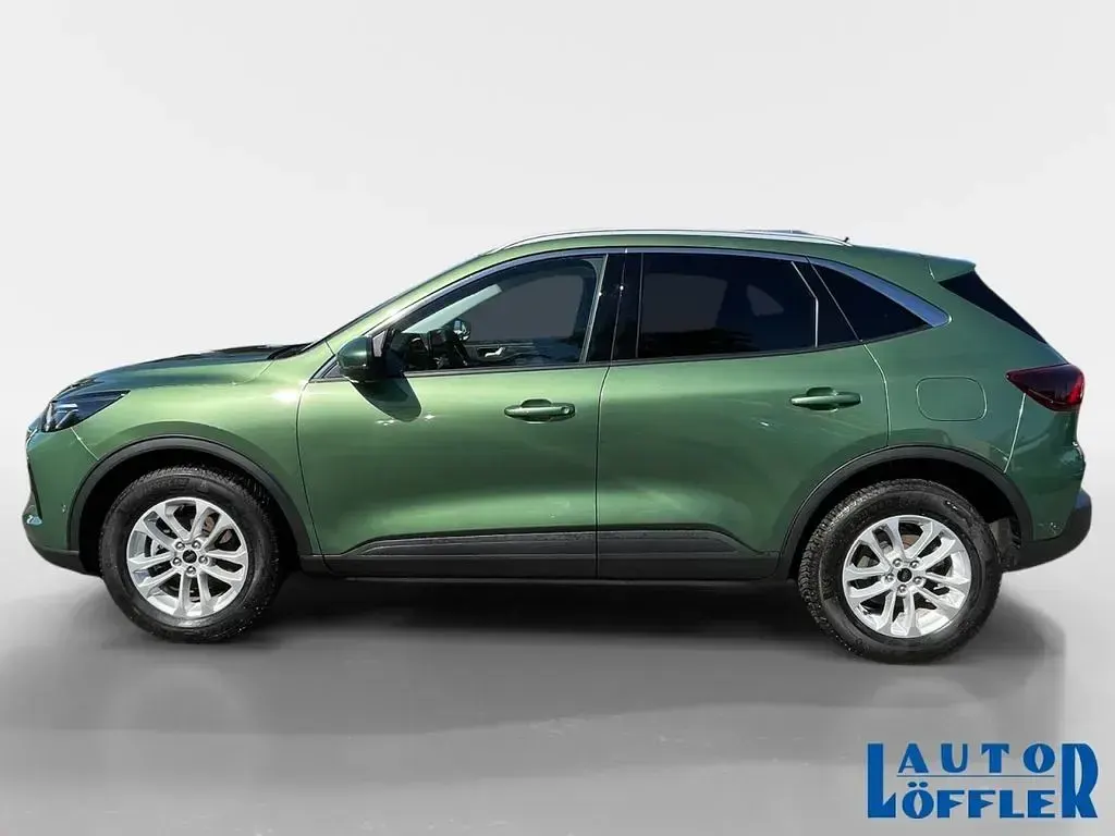 Gebraucht Ford Kuga Titanium 152 PS (111 kW) 2025 Burstinggreen (grün) (metallic) SUV