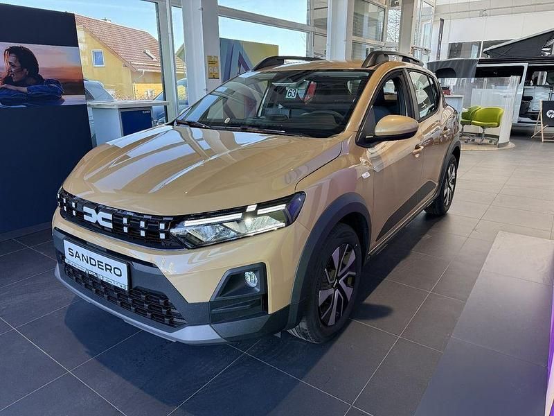 Neu Dacia Sandero Expression 110 PS (80 kW) 2026 Safaribeige Kleinwagen