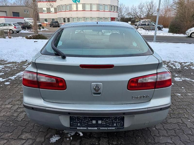 Gebraucht Renault Laguna II Dynamique 135 PS (99 kW) 2004 Blau Limousine