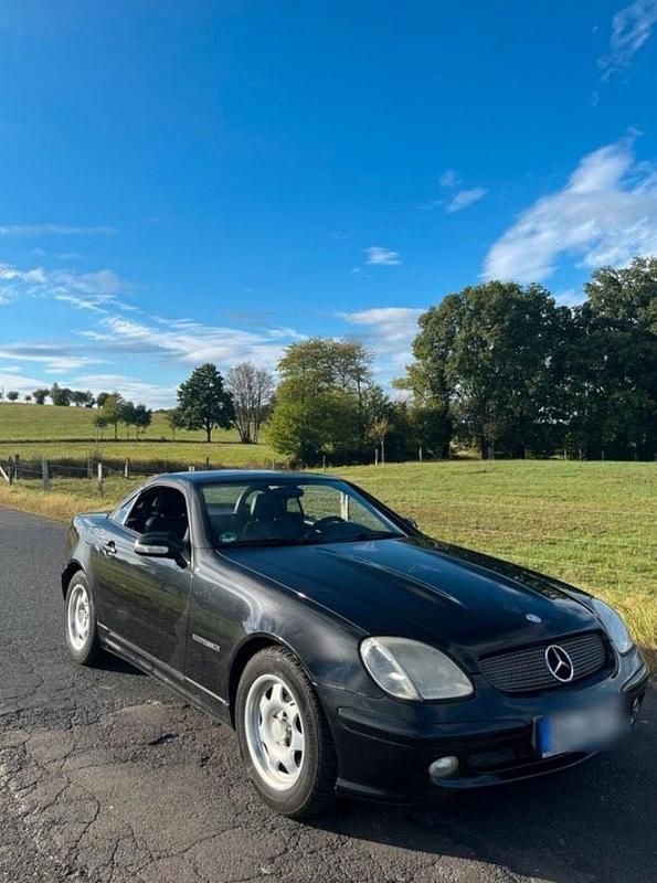 Gebraucht Mercedes SLK200 163 PS (119 kW) 2000 Schwarz Cabrio