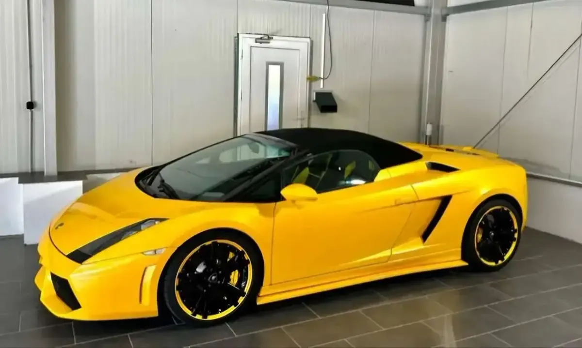 Second-hand Lamborghini Gallardo 519 CP (381 kW) 2007 Galben Cabrio