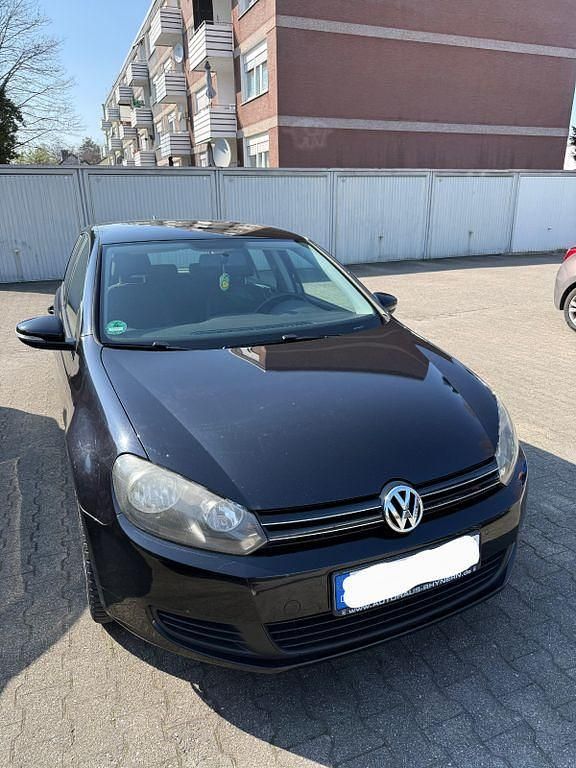 Gebraucht VW Golf VI Comfortline 105 PS (77 kW) 2010 Schwarz Kleinwagen
