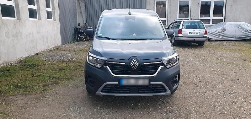 Gebraucht Renault Kangoo 116 PS (85 kW) 2025 Grau Van / Kleinbus