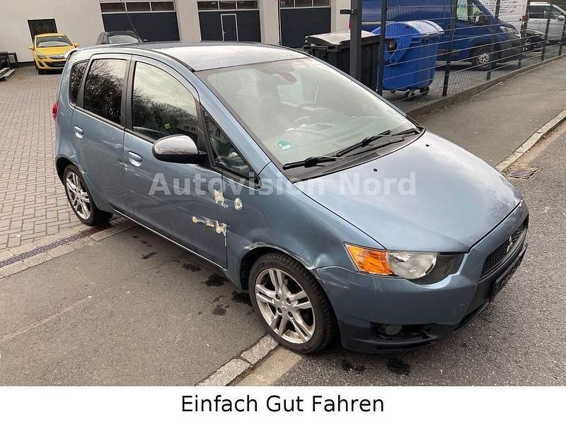 Gebraucht Mitsubishi Colt Intense 95 PS (69 kW) 2009 Blau Kleinwagen