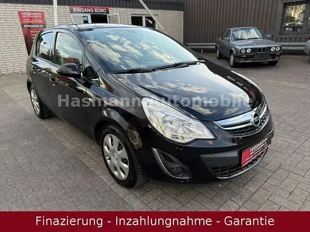 Używany Opel Corsa Satellite 87 KM (63 kW) 2011 Czarny Sedan/Limuzyna