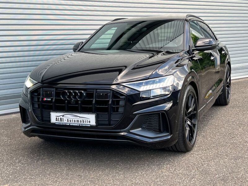 Gebraucht Audi SQ8 Sport 435 PS (319 kW) 2020 Orcaschwarz metallic SUV