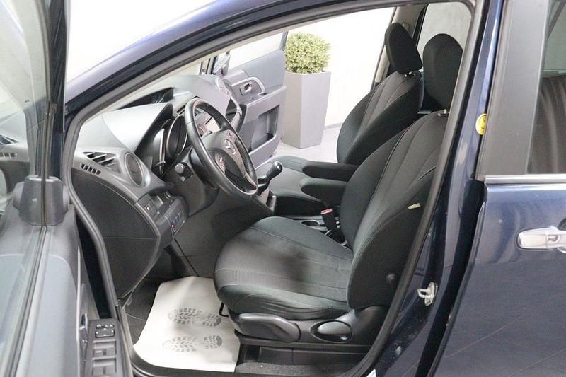 Gebraucht Mazda 5 Sendo 116 PS (85 kW) 2014 Blau Van / Kleinbus