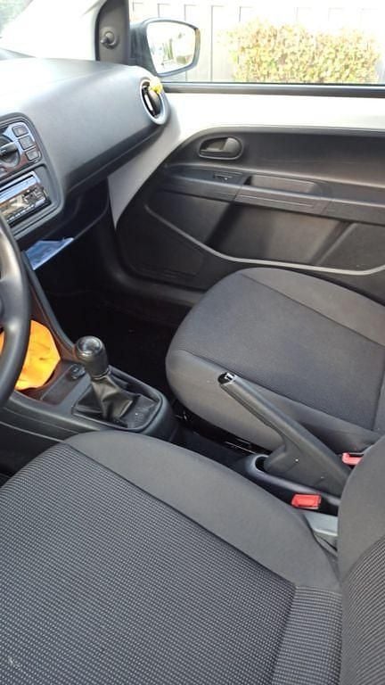 Second-hand VW up! move up! 60 CP (44 kW) 2012 Alb Hatchback