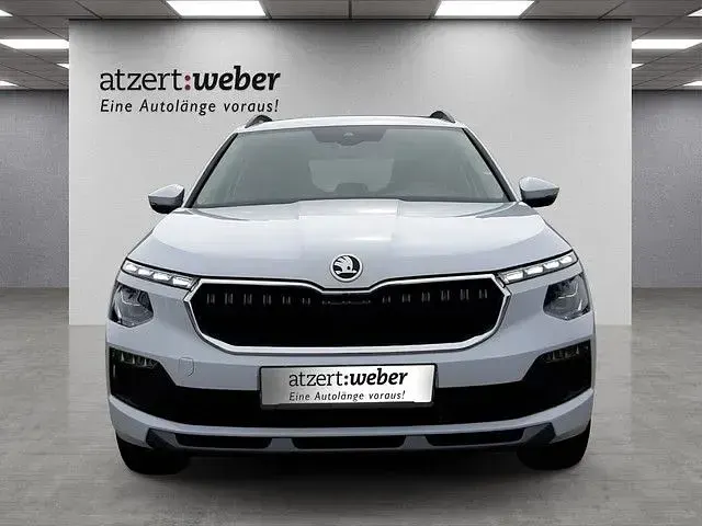 Neu Skoda Kamiq Tour 150 PS (110 kW) 2026 Moonweiß perleffekt SUV