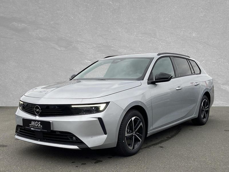 Gebraucht Opel Astra Enjoy 131 PS (96 kW) 2024 Kristall silber (metallic) Limousine
