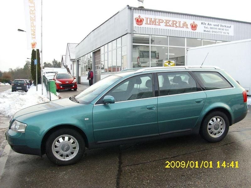 Używany Audi A6 150 KM (110 kW) 1999 Zielony Kombi