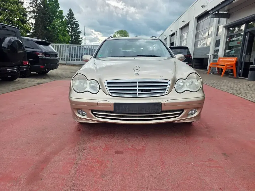 Gebraucht Mercedes C200 122 PS (89 kW) 2004 Beige Kombi