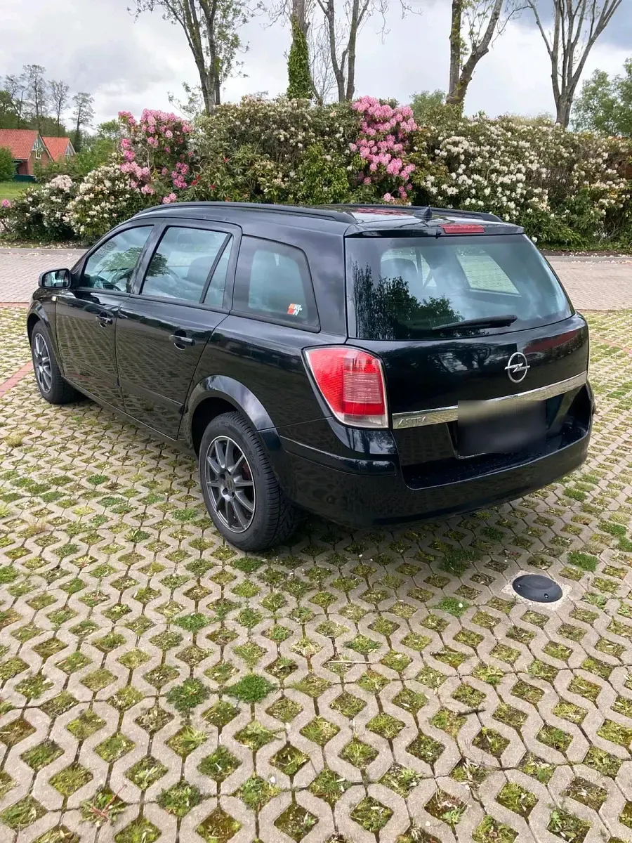 Gebraucht Opel Astra 90 PS (66 kW) 2007 Schwarz Kombi