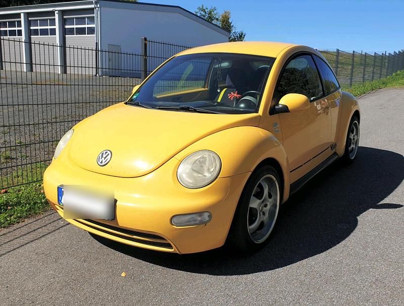 Gebraucht VW New Beetle 102 PS (75 kW) 2001 Gelb Kleinwagen