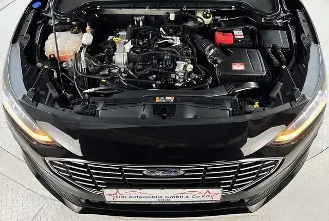 Gebraucht Ford Focus Titanium 125 PS (91 kW) 2023 Obsidianschwarz metallic Kombi