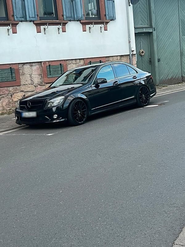 Gebraucht Mercedes C350 231 PS (169 kW) 2010 Schwarz Limousine