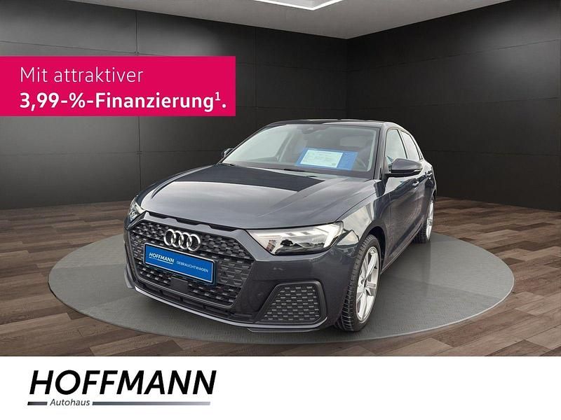 Grau Gebraucht 2024 Audi A1 Sportback Ambiente Kleinwagen | 21.990 € (Guter Preis) - Bild 1/3