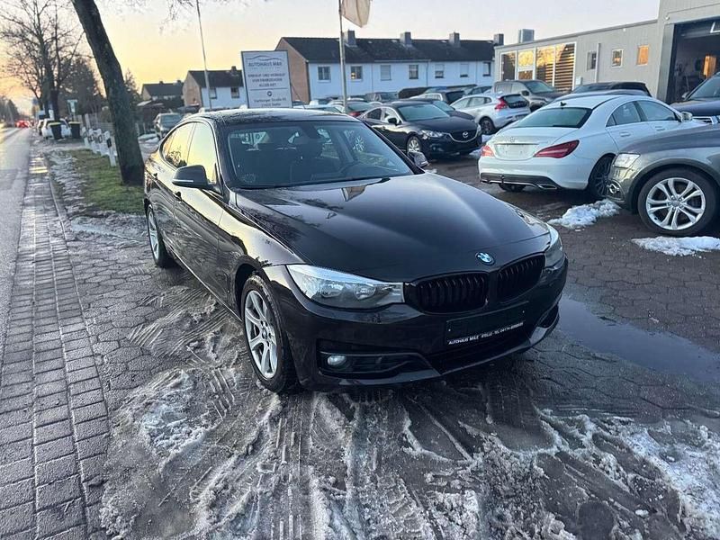 Gebraucht BMW 320 190 PS (139 kW) 2016 Sparkling brown metallic Limousine