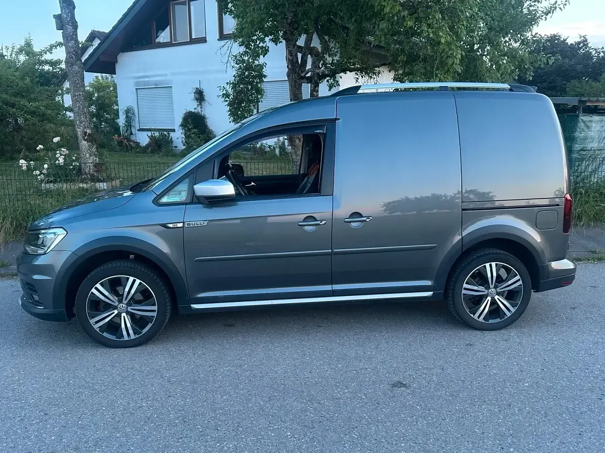 Gebraucht VW Caddy 2019 Silber Van / Kleinbus