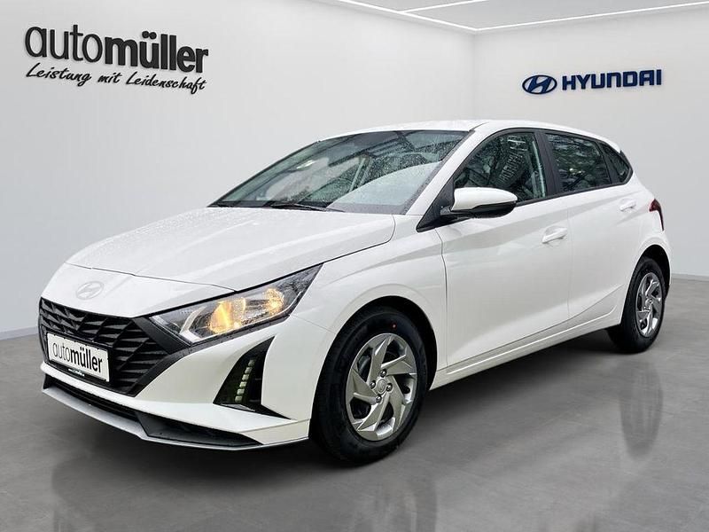 Weiß Neu 2025 Hyundai i20 Select Limousine | 18.488 € (Fairer Preis) - Bild 1/4