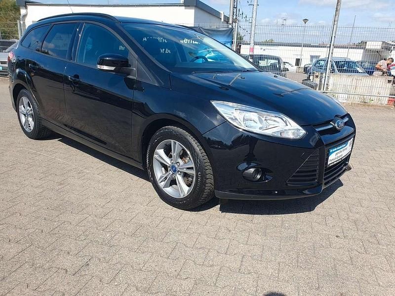 Gebraucht Ford Focus SYNC Edition 125 PS (91 kW) 2014 Schwarz Kombi
