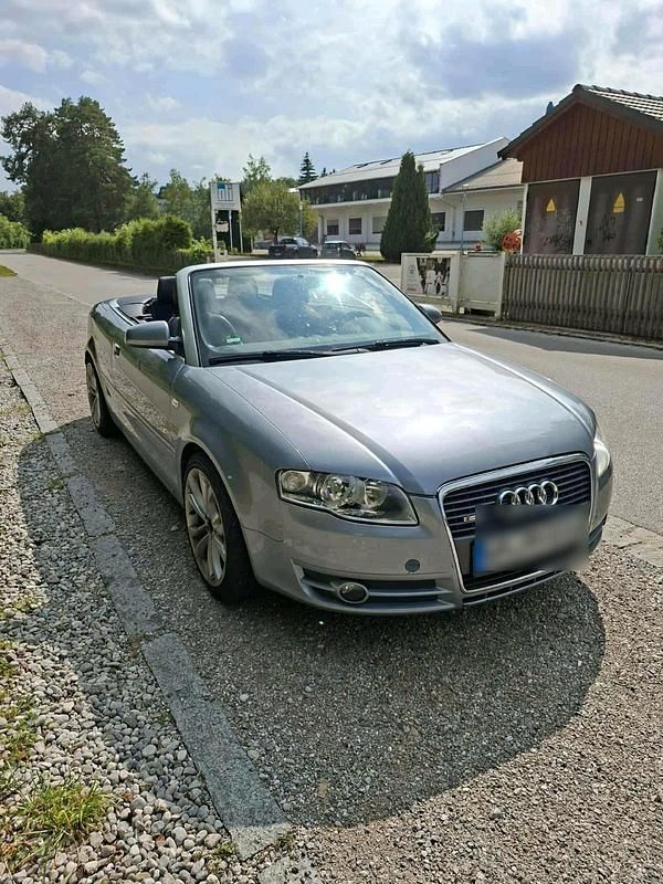 Grau Gebraucht 2007 Audi A4 Cabriolet Cabrio | 5.000 € (Guter Preis) - Bild 1/4