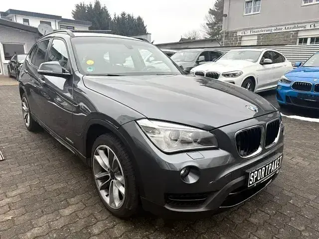 Gebraucht BMW X1 Sport Line 184 PS (135 kW) 2013 Grau SUV
