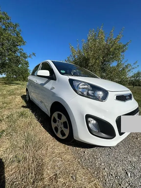 Gebraucht Kia Picanto 69 PS (50 kW) 2012 Weiß Kleinwagen