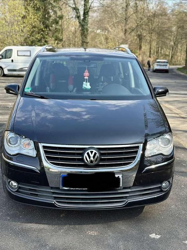Gebraucht VW Touran Highline 140 PS (102 kW) 2008 Schwarz Van / Kleinbus