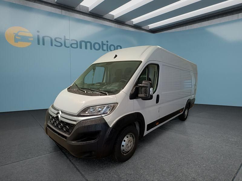 Weiß Gebraucht 2024 Citroën Jumper Van / Kleinbus | 19.949 € (Superpreis) - Bild 1/4