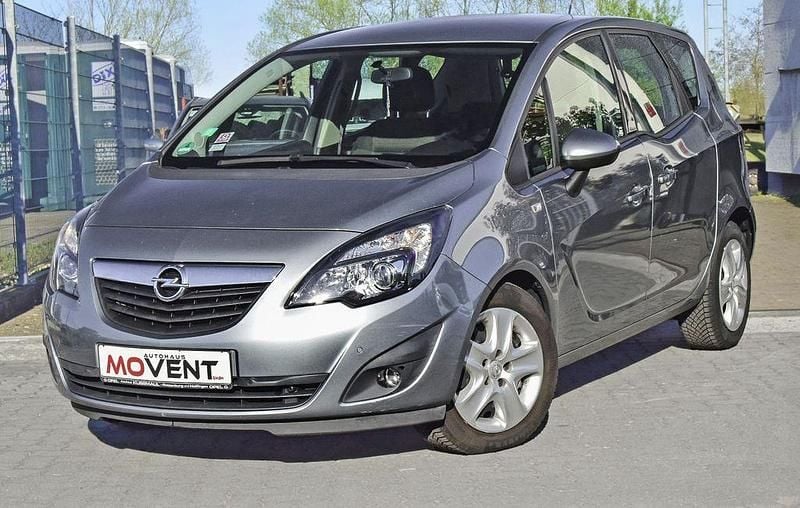 Gebraucht Opel Meriva Edition 101 PS (74 kW) 2010 Grau Van / Kleinbus