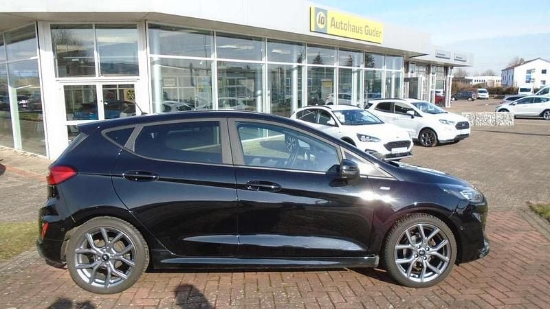 Gebraucht Ford Fiesta 101 PS (74 kW) 2023 Obsidian Kleinwagen