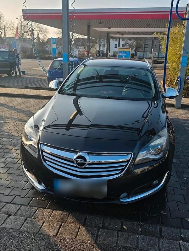Gebraucht Opel Insignia 136 PS (100 kW) 2017 Schwarz Kombi
