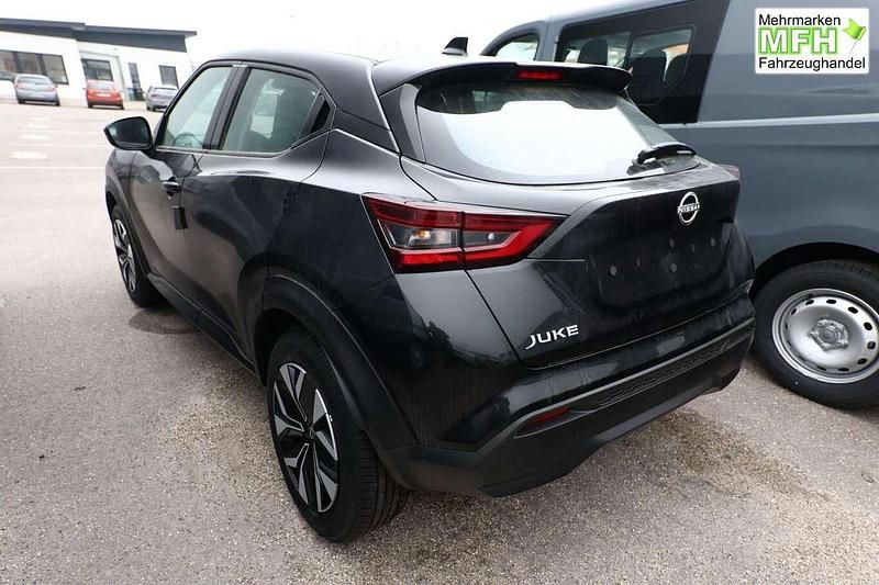 Neu Nissan Juke Acenta 114 PS (83 kW) 2025 Pearl black metallic SUV