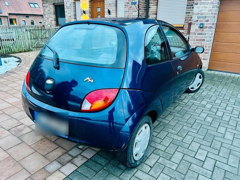 Second-hand Ford Ka 60 CP (44 kW) 2000 Albastru Hatchback