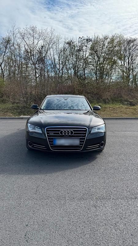 Second-hand Audi A8 2010 Maro Berlinǎ
