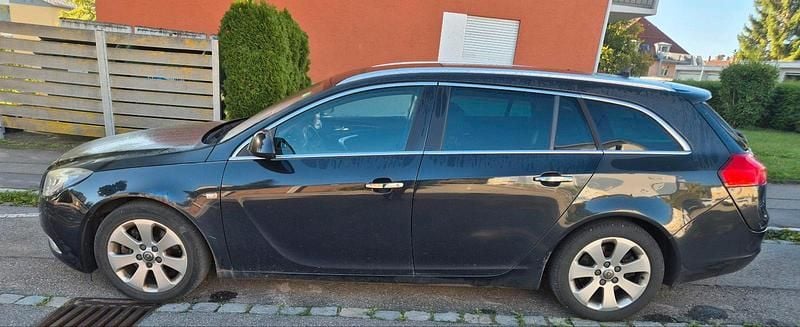 Gebraucht Opel Insignia 160 PS (117 kW) 2012 Schwarz Kombi