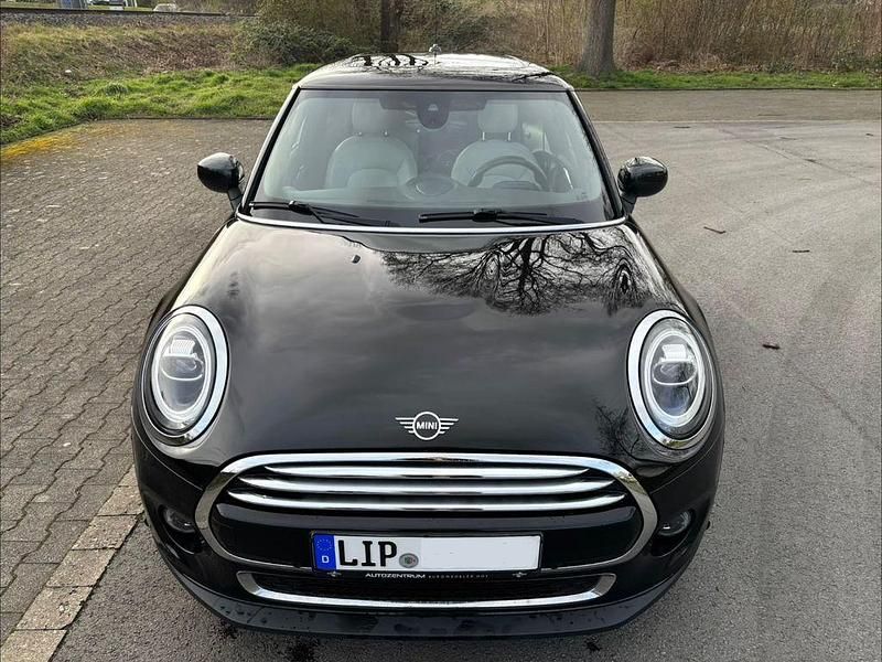 Gebraucht Mini Cooper 136 PS (100 kW) 2020 Schwarz Kleinwagen